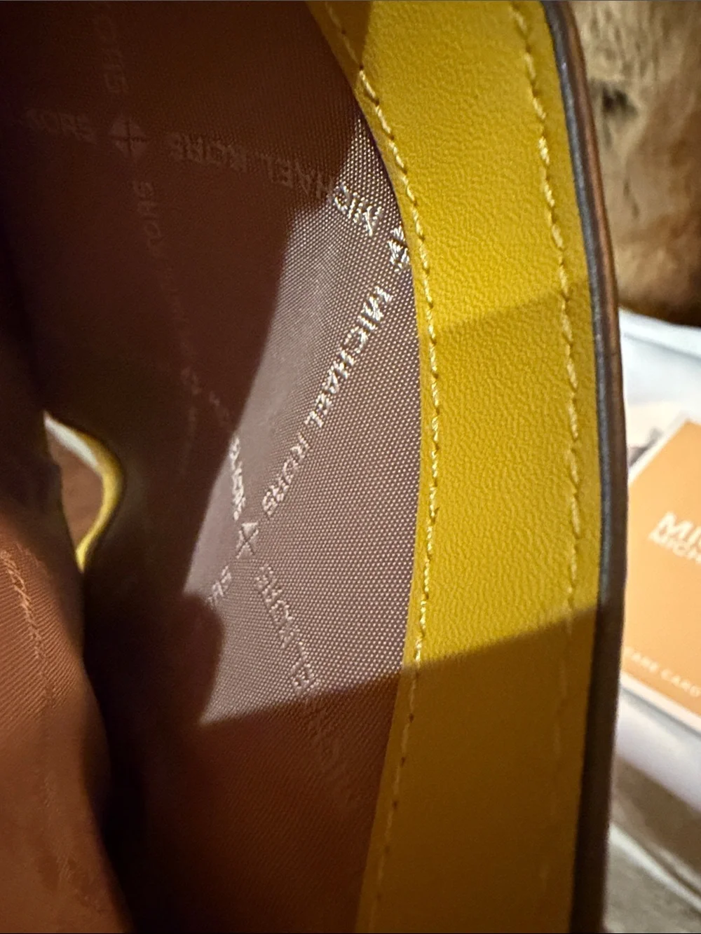 Michael Kors compact michael